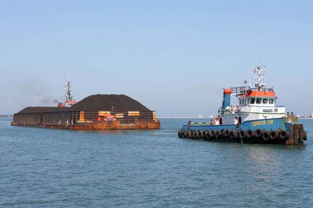 ekspor-mineral-diam-diam-pengusaha-gunakan-pelabuhan-tikus-4vd